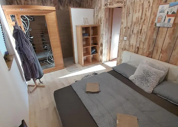 Pocitniska Hiska Pri Lipi Casa de Férias *